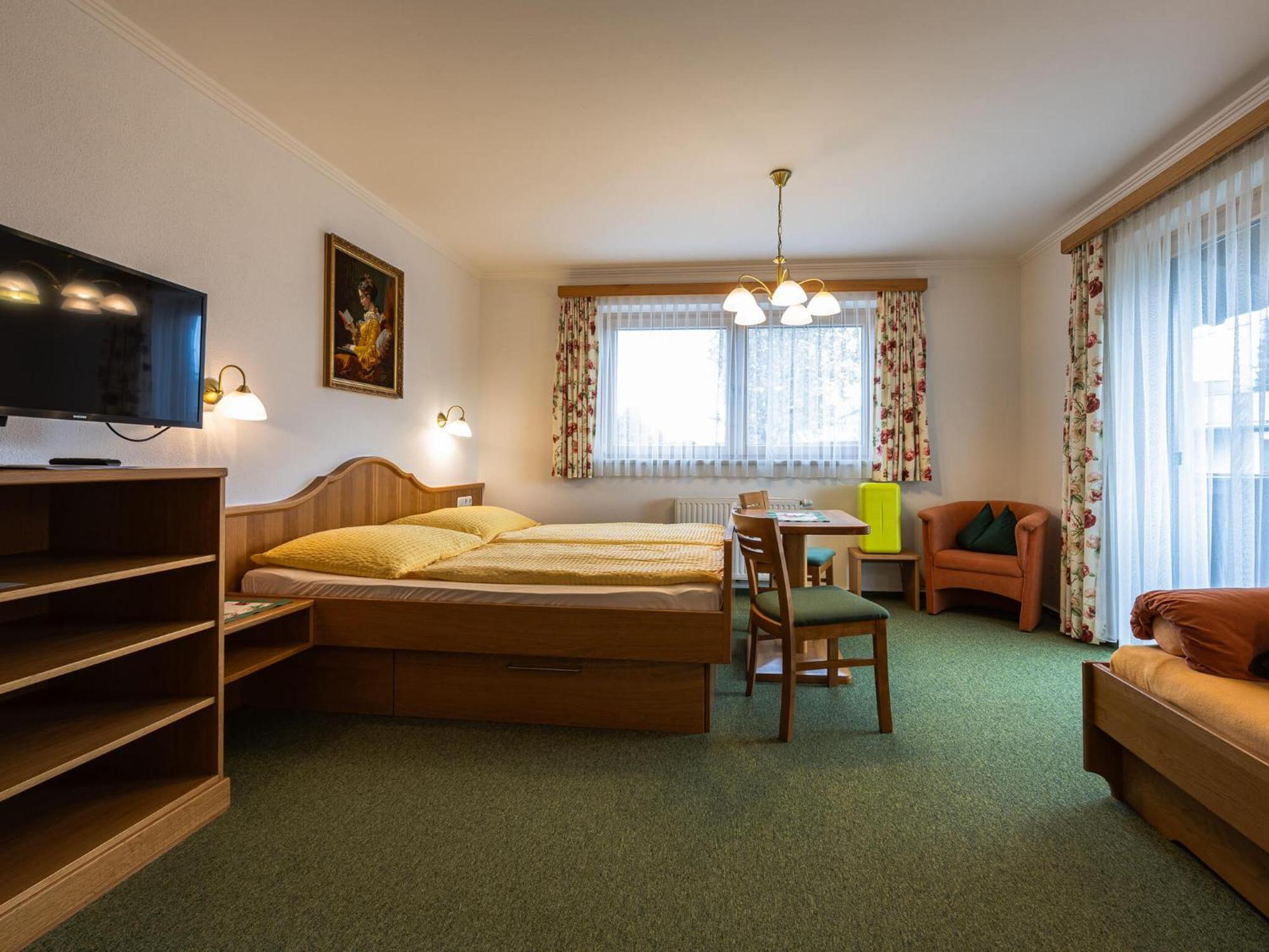 Gaestehaus Bleiweis-Zehentner Целль-ам-Зе Экстерьер фото